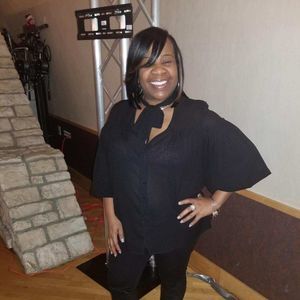 Meet your Posher, Angela